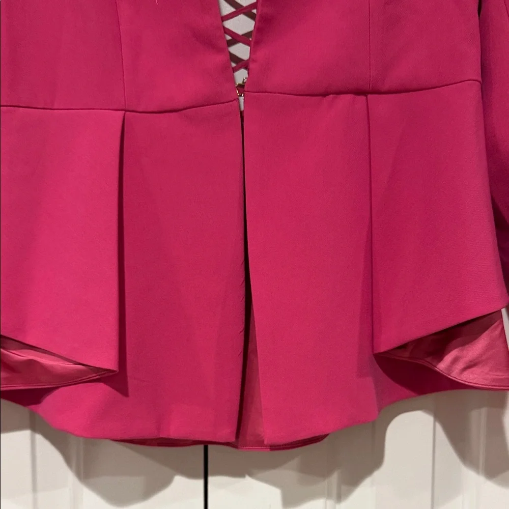 Bebe stretch twill lace up back Vibrant Pink Blazer 6 NWT‎ - Picture 2 of 7